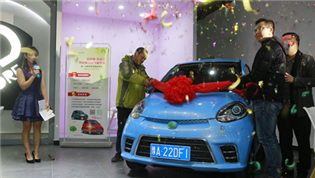 “同呼吸，共命運，我們要為空氣做點事”一步用車航海路店盛大開業(yè)