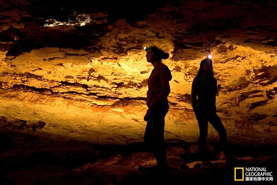 風(fēng)洞國(guó)家公園，南達(dá)科他州攝影：Phil Schermeister，國(guó)家地理創(chuàng)意版