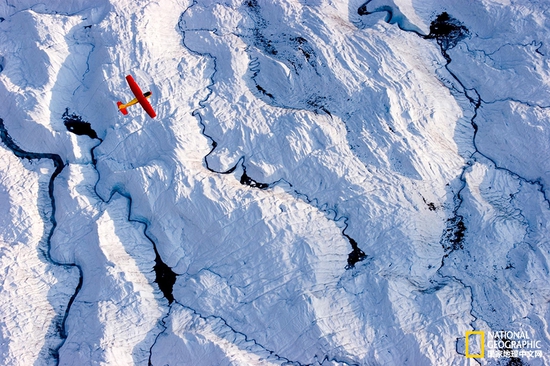 朗格爾-圣埃利亞斯國(guó)家公園保護(hù)區(qū)，阿拉斯加州攝影：Frans Lanting，國(guó)家地理創(chuàng)意版