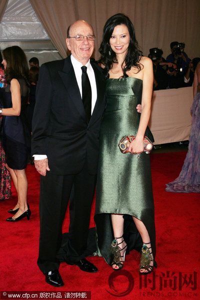 2010-05-03，“美國(guó)時(shí)裝學(xué)院盛典”紅毯