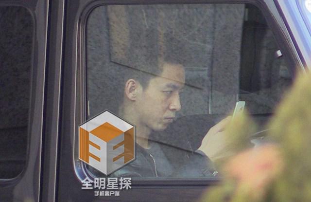 張?zhí)鞇?ài)地下戀曝光