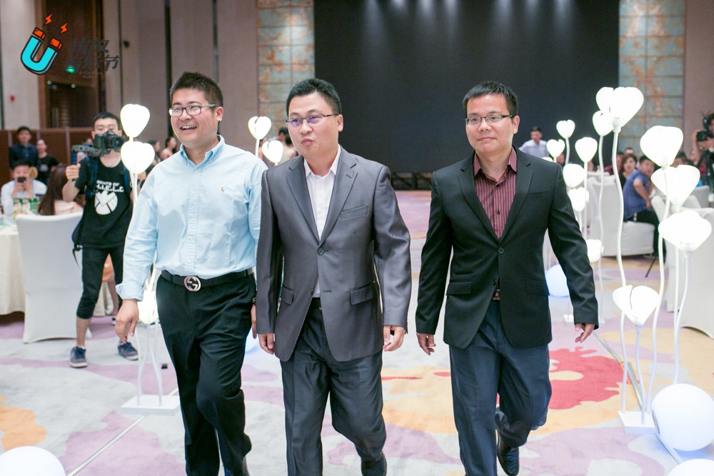 接下來(lái)這一組，人稱“江湖三……”