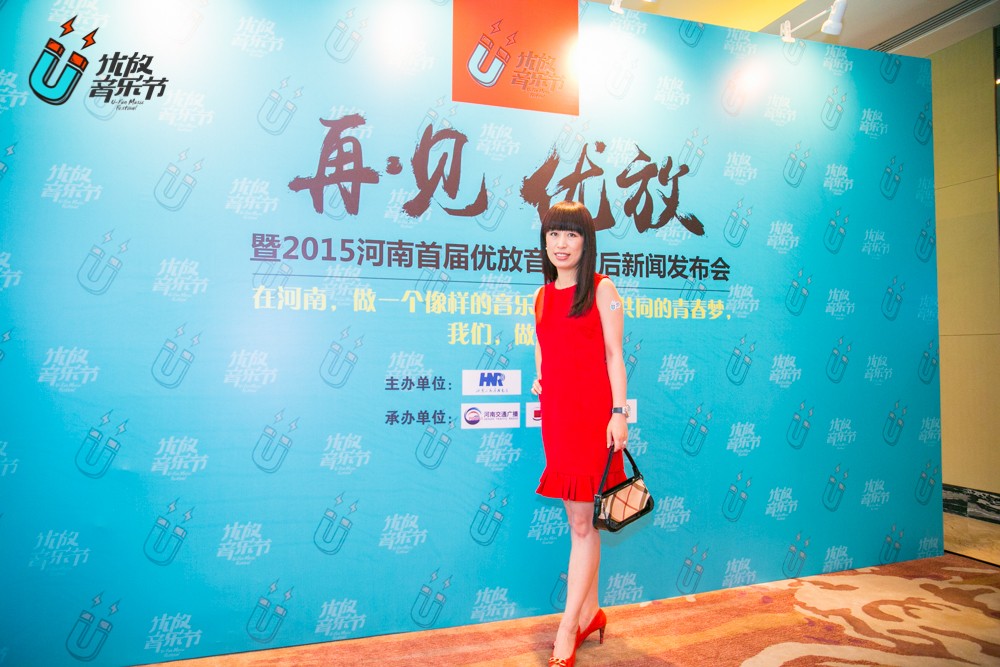 美女主播佳音！