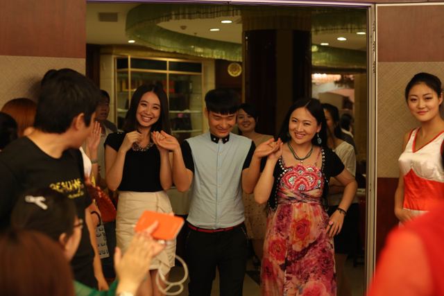 蔚藍(lán)、亞楠、安娜