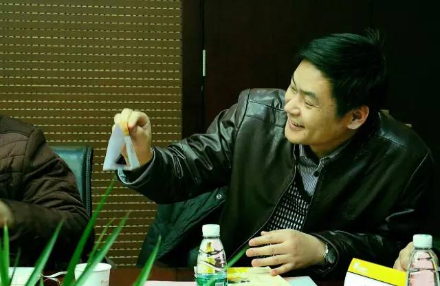 孫躍青 鄭州市公交公司車長，首屆河南十大影響力公職人員獲獎(jiǎng)?wù)? oldsrc=