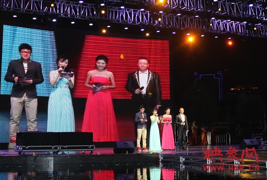 現(xiàn)場主持人帥天、小糖、李江、凱文