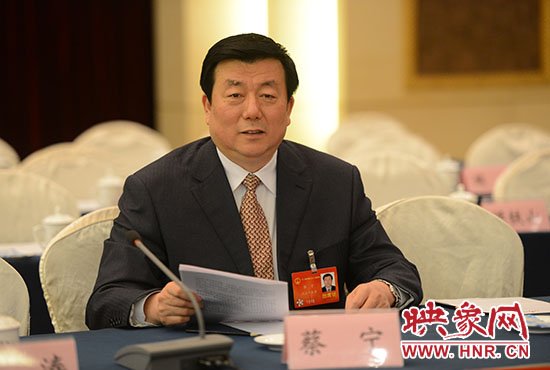 全國人大代表、河南省人民檢察院檢察長蔡寧