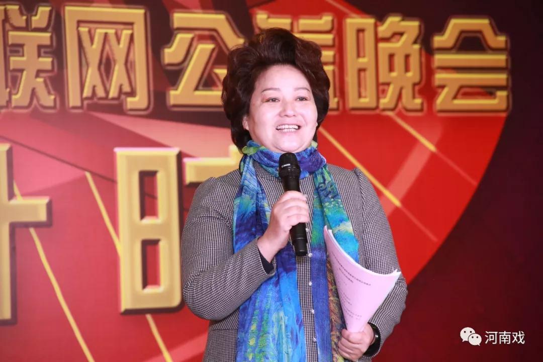 總導(dǎo)演、國家一級導(dǎo)演張建萍介紹尋找稀有劇種傳承人以及目前活動推進情況