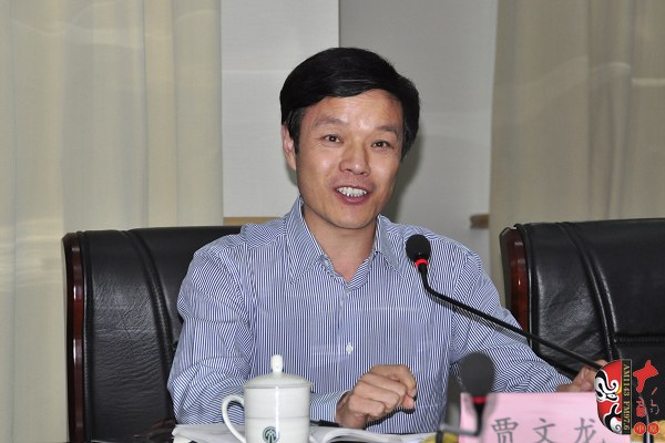 河南豫劇院副院長(zhǎng)、三團(tuán)團(tuán)長(zhǎng)賈文龍