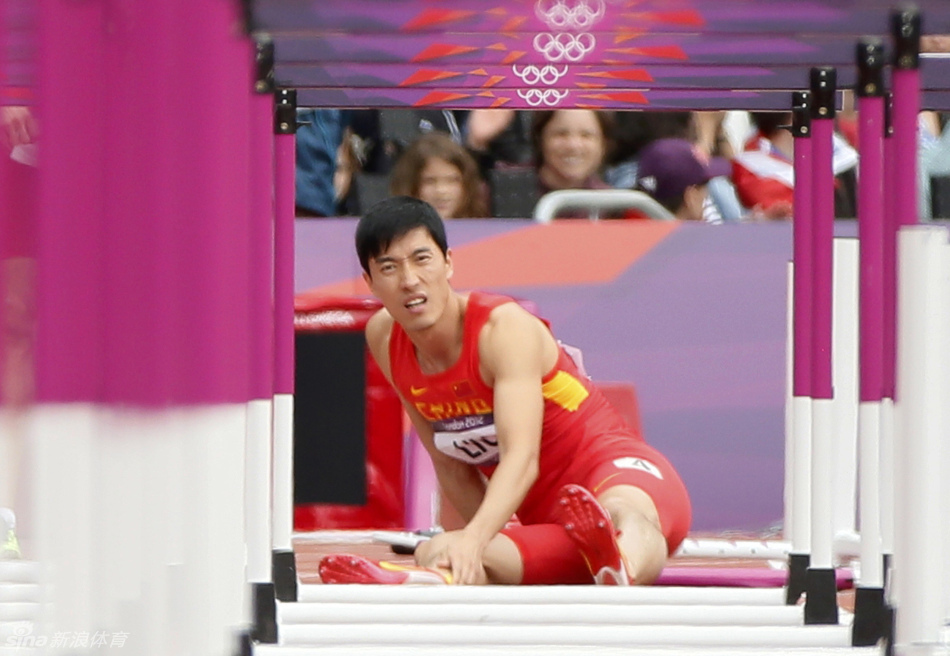 110米欄預賽劉翔摔倒無緣半決賽