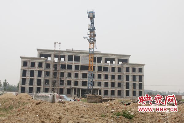 羊冊(cè)鎮(zhèn)新辦公大樓