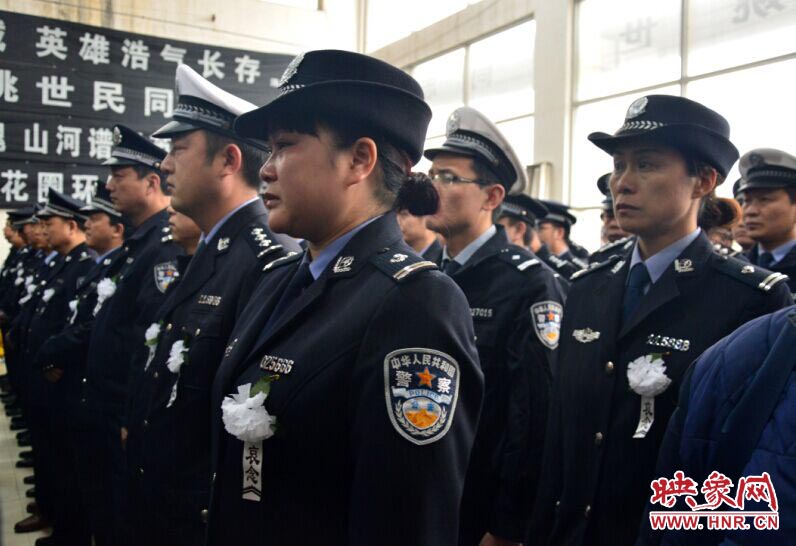 送別儀式上，姚世民的不少同志忍不住流下了眼淚