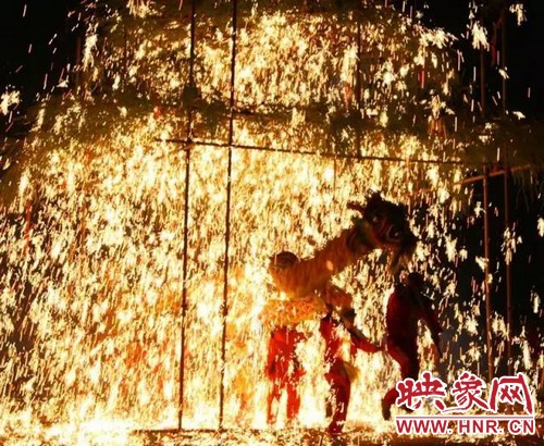 確山鐵花將登上萬眾矚目的春晚舞臺！