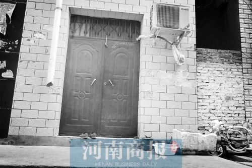 無(wú)證液化氣銷售點(diǎn)平常大門(mén)緊鎖