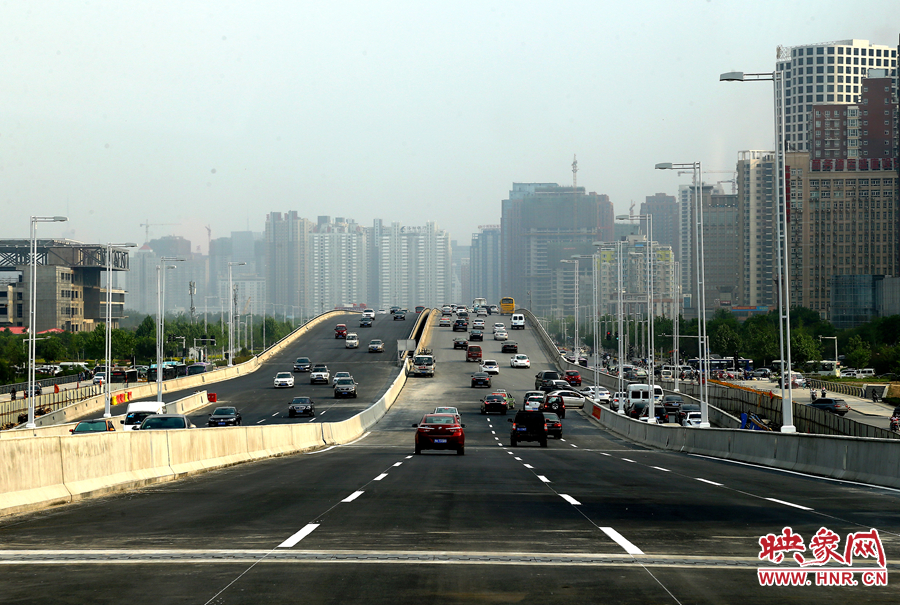 三環(huán)快速路中州大道段