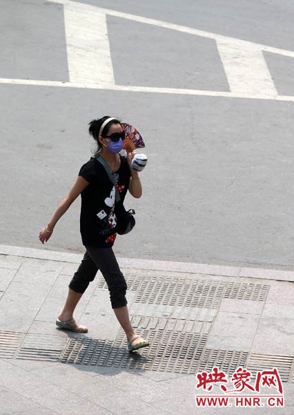 扇子雖小，遮一點陽光也好