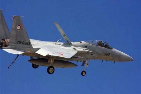 資料圖：日本自衛(wèi)隊F-15戰(zhàn)斗機。