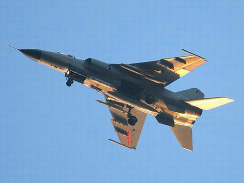 資料圖：進行訓(xùn)練中國空軍飛豹戰(zhàn)機。