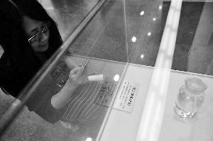 一個(gè)月前，昆明市博物館開(kāi)展了一次煉油和石化科普展覽，就市民們非常關(guān)心的中石油云南煉油項(xiàng)目進(jìn)行科普和解讀，市民對(duì)PX尤為感興趣。