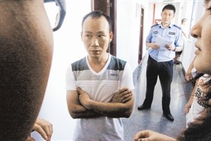 家屬沉默悲痛，不愿提起更多。