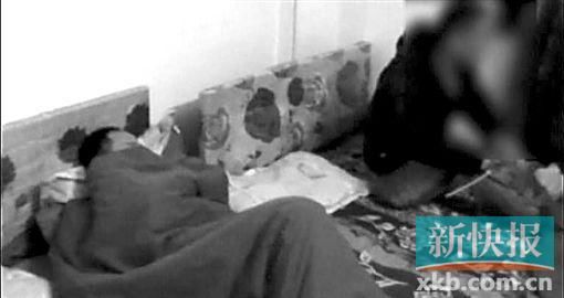 廣州搗毀一男同性戀者聚眾淫亂窩點。視頻截圖