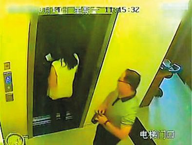 去年12月8日，“張軍嫖娼門”視頻和網(wǎng)帖在網(wǎng)上流傳。