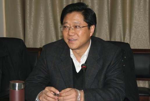 銅陵市委召開全市領(lǐng)導(dǎo)干部會議宣布安徽省委決定，提名銅陵市委副書記倪玉平為銅陵市人民政府市長候選人。