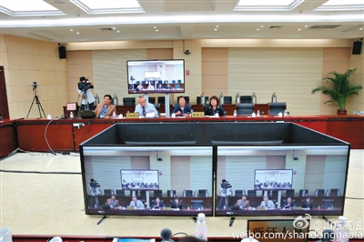 28日，山東高院官微上公布的聶樹斌案聽證會(huì)現(xiàn)場情況。圖/山東高院官微
