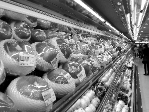 南京：平安夜一個蘋果賣88元 60個蘋果換個手機(jī)