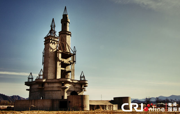 有著“鬼城”、“現(xiàn)實(shí)版的寂靜嶺”、“城堡廢墟”等稱號(hào)的城堡。沈湜 攝…