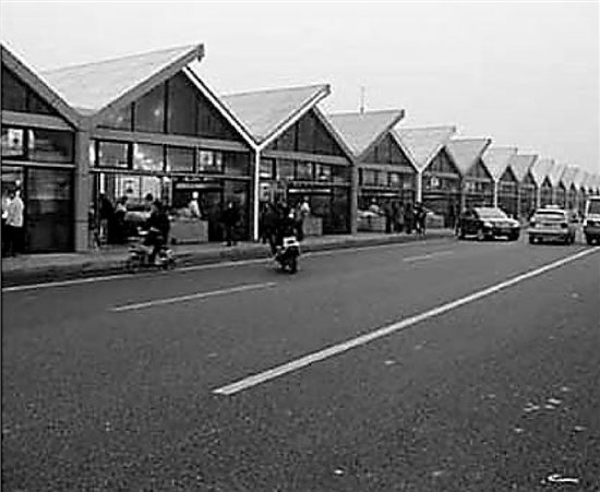 網(wǎng)友拍下的洞頭海鮮排檔照片。