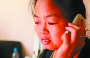 每次給家人打電話，史女士都會很難過。