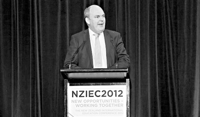 我非常重視新西蘭作為國際留學(xué)大國的聲譽，新西蘭教育在英語國家內(nèi)是排得上前五名的。新西蘭的大學(xué)會重視自己的聲譽，不會輕易縱容自己的學(xué)生。