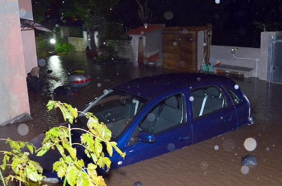 奧爾比亞市部分地區(qū)的水位已經(jīng)升至3米。