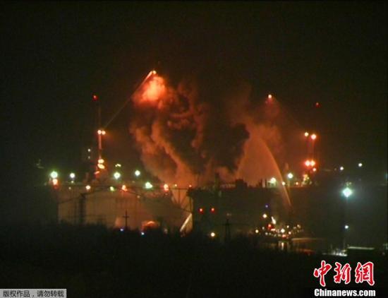 資料圖：2011年12月29日晚間，俄羅斯摩爾曼斯克州一艘名為“葉卡捷琳堡”號的核潛艇起火。