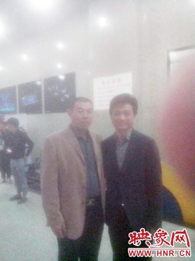 10月30日，著名節(jié)目支持人崔永元聽(tīng)說(shuō)了楊冠軍資助學(xué)生的事情后，通過(guò)河南衛(wèi)視，邀請(qǐng)其到北京見(jiàn)面，接受