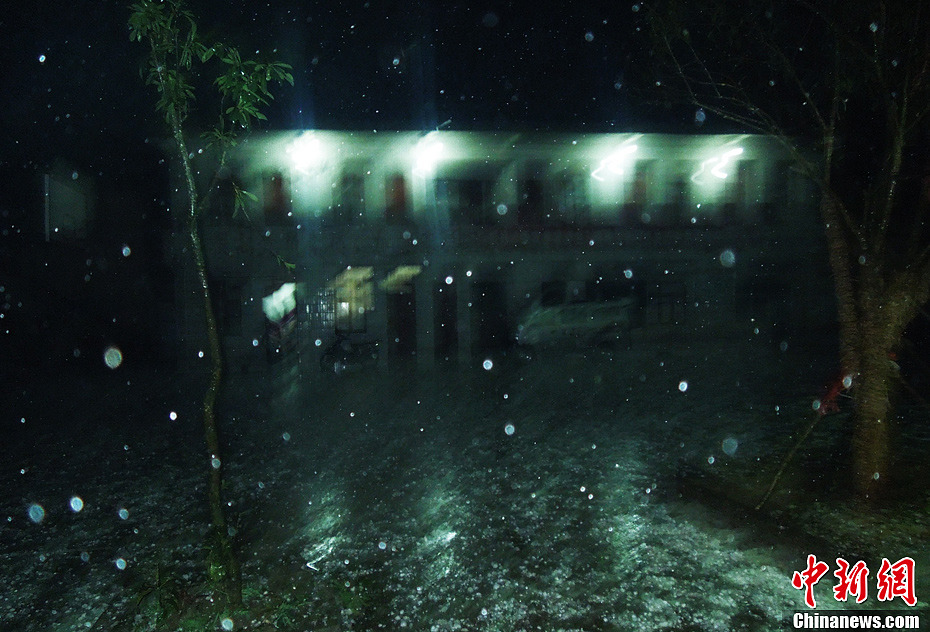 貴州省貴定縣鐵廠鄉(xiāng)遭受百年來最嚴重的冰雹災(zāi)害：造成直接經(jīng)濟損失1473萬元。