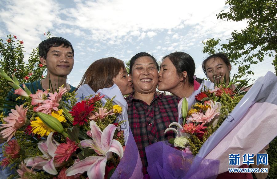 那些年，感動(dòng)過我們的母親