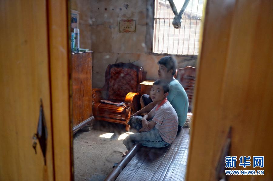農(nóng)場棚戶區(qū)的最后留守家庭：留下的是回憶，迎來的是幸福