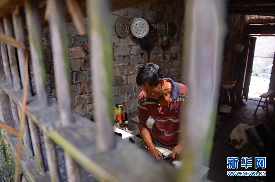 農(nóng)場棚戶區(qū)的最后留守家庭：留下的是回憶，迎來的是幸福