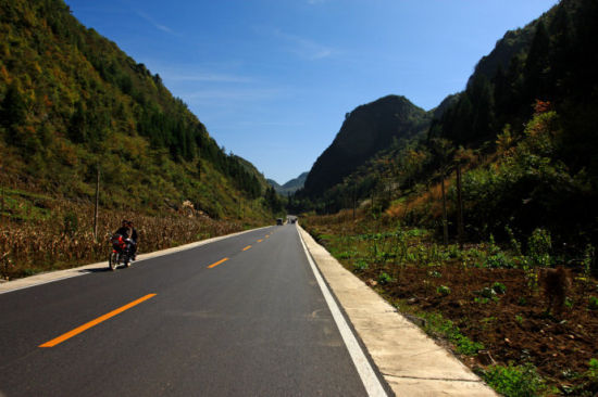 身未動(dòng)心已遠(yuǎn) 國內(nèi)最美的八大騎行天堂