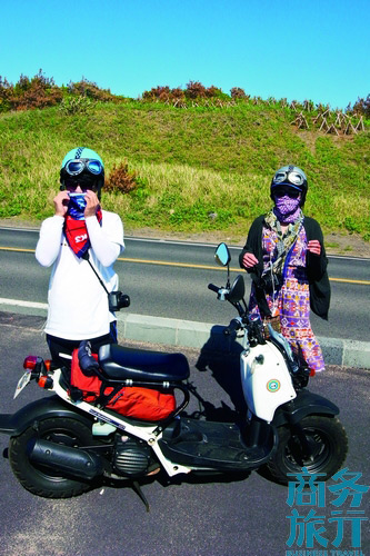 路遇環(huán)島的大學(xué)生。