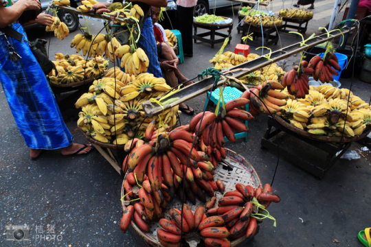 緬甸，繽紛的街邊平民小吃