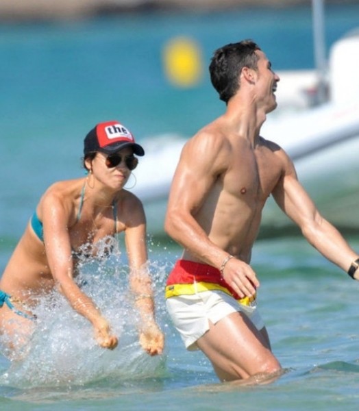 誰能有幸約會(huì)天使？維秘超模們的男星后宮團(tuán)