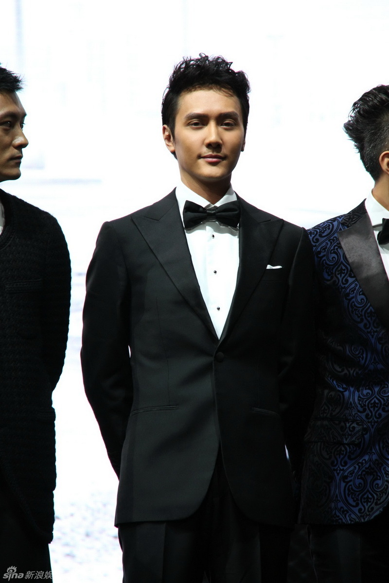 馮紹峰獲芭莎年度明星 五部電影見證成長(zhǎng)