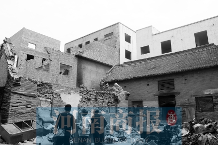 孫莊村清代古宅面臨拆遷。對(duì)拆遷者來說，也許它的名氣不值一提 記者 張郁/攝