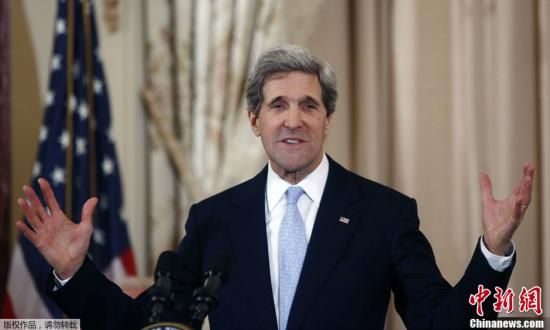 資料圖：當(dāng)?shù)貢r(shí)間2月6日，美國(guó)華盛頓，新任國(guó)務(wù)卿約翰·克里宣誓就職，副總統(tǒng)拜登出席了就職儀式。