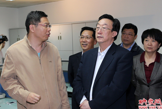 5月9日上午11點10分，河南省委書記郭庚茂一行來到映象網視察。映象網記者 邵恰 段晉哲攝