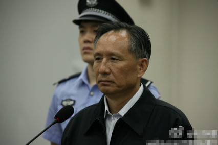 庭審現場的張曙光。