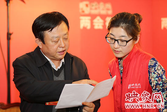 全國人大代表喬彬接受映象網采訪。